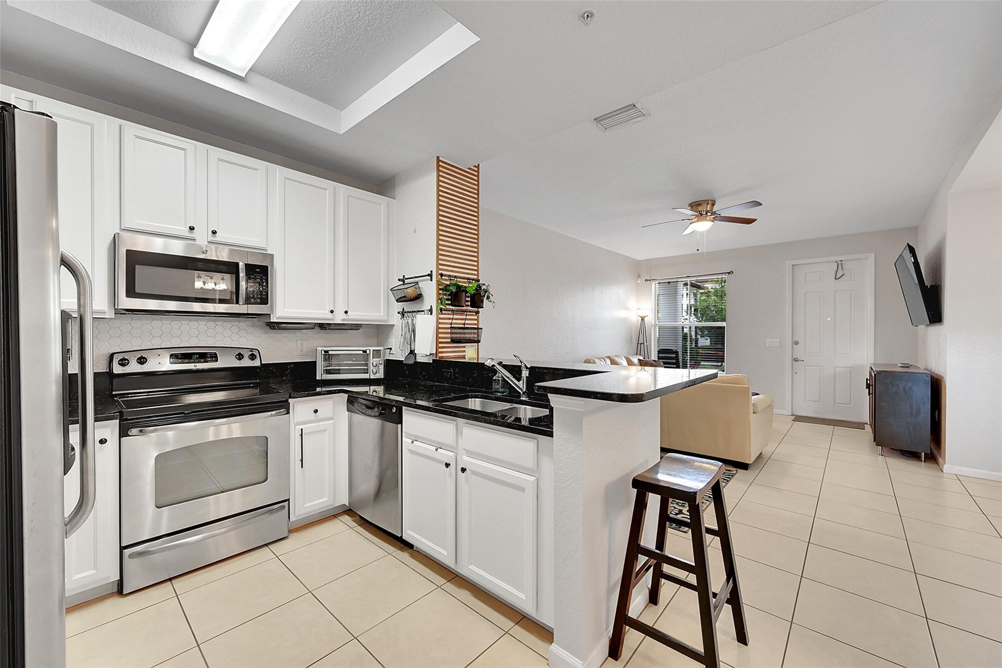 Paloma Lakes - Residential