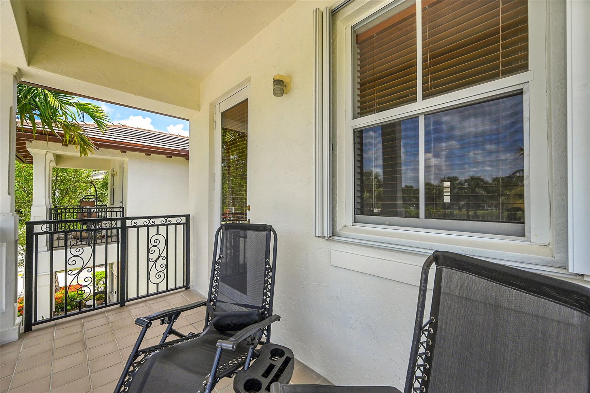 Paloma Lakes - Residential