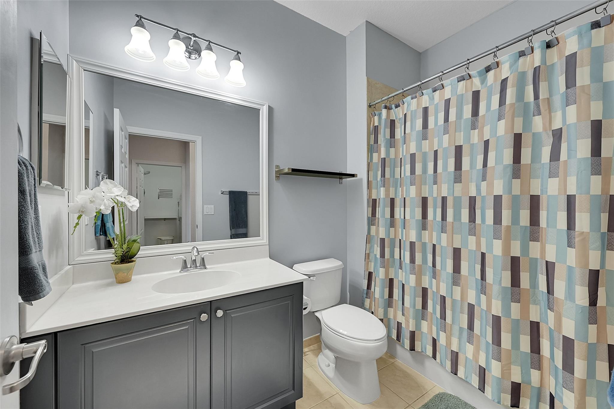 Paloma Lakes - Residential