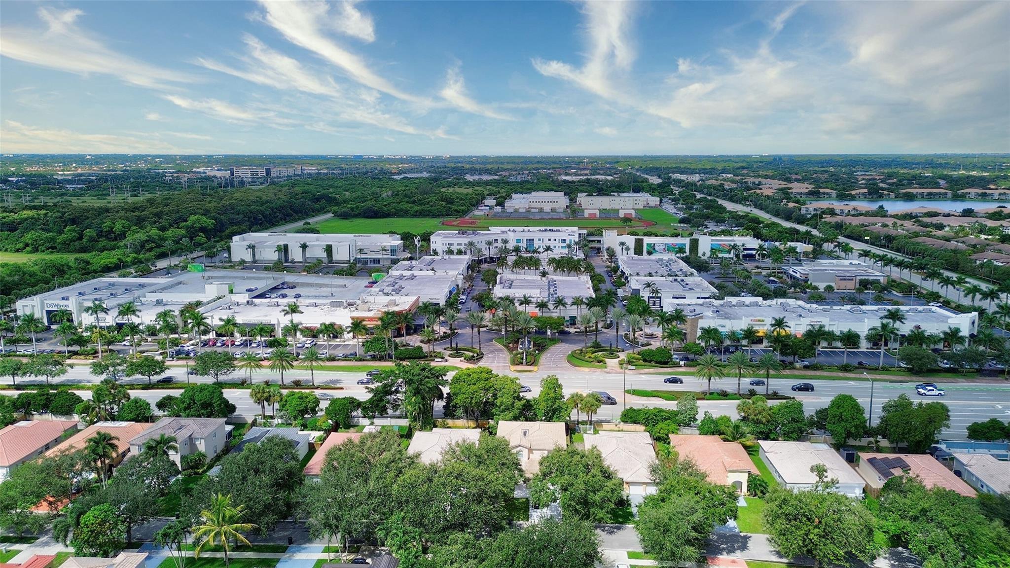 Paloma Lakes - Residential