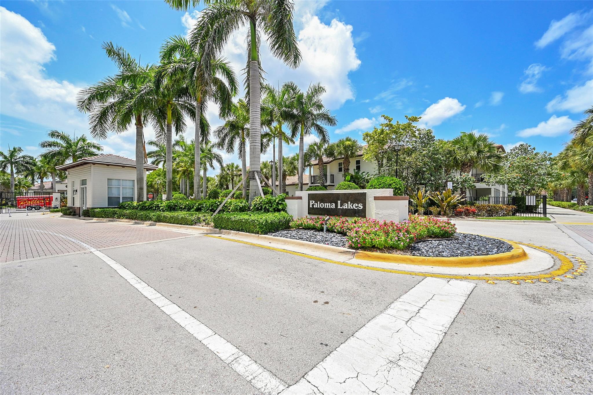 Paloma Lakes - Residential