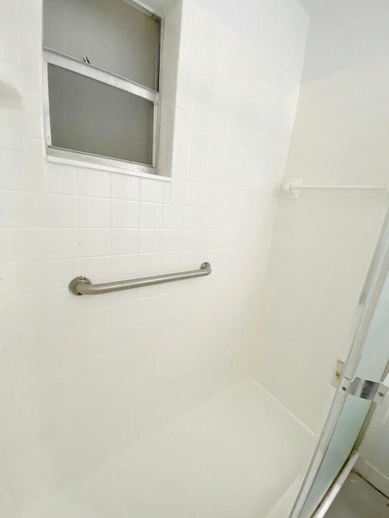 IMPERIAL VILLAS CONDO - Residential Lease