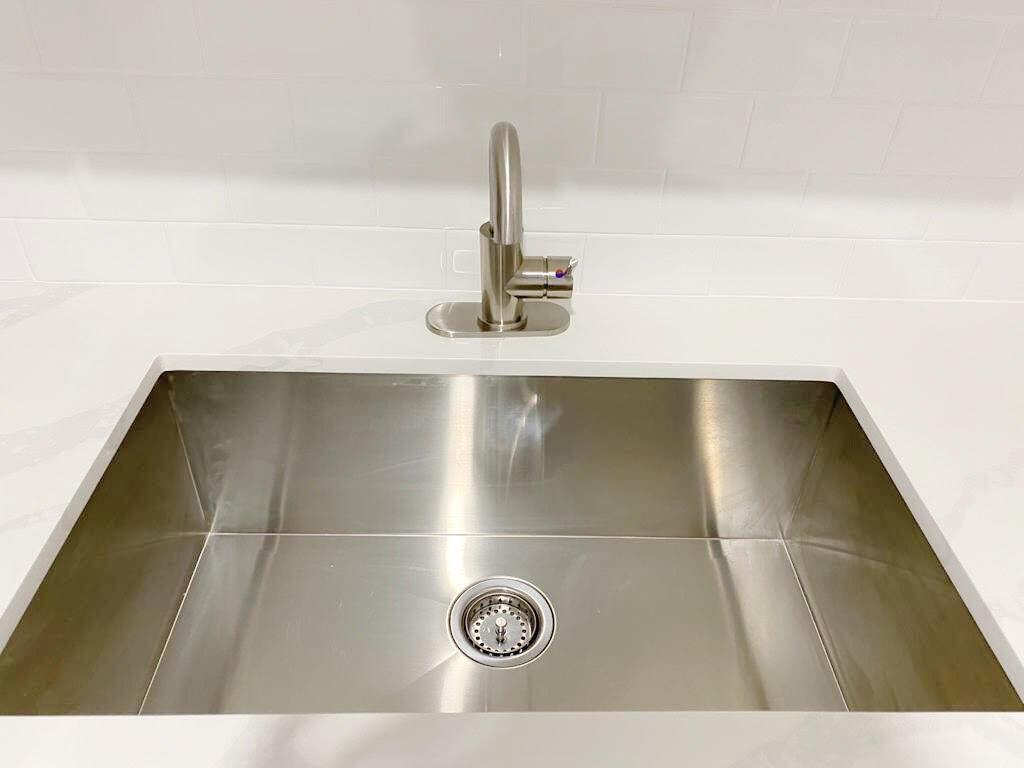 IMPERIAL VILLAS CONDO - Residential Lease