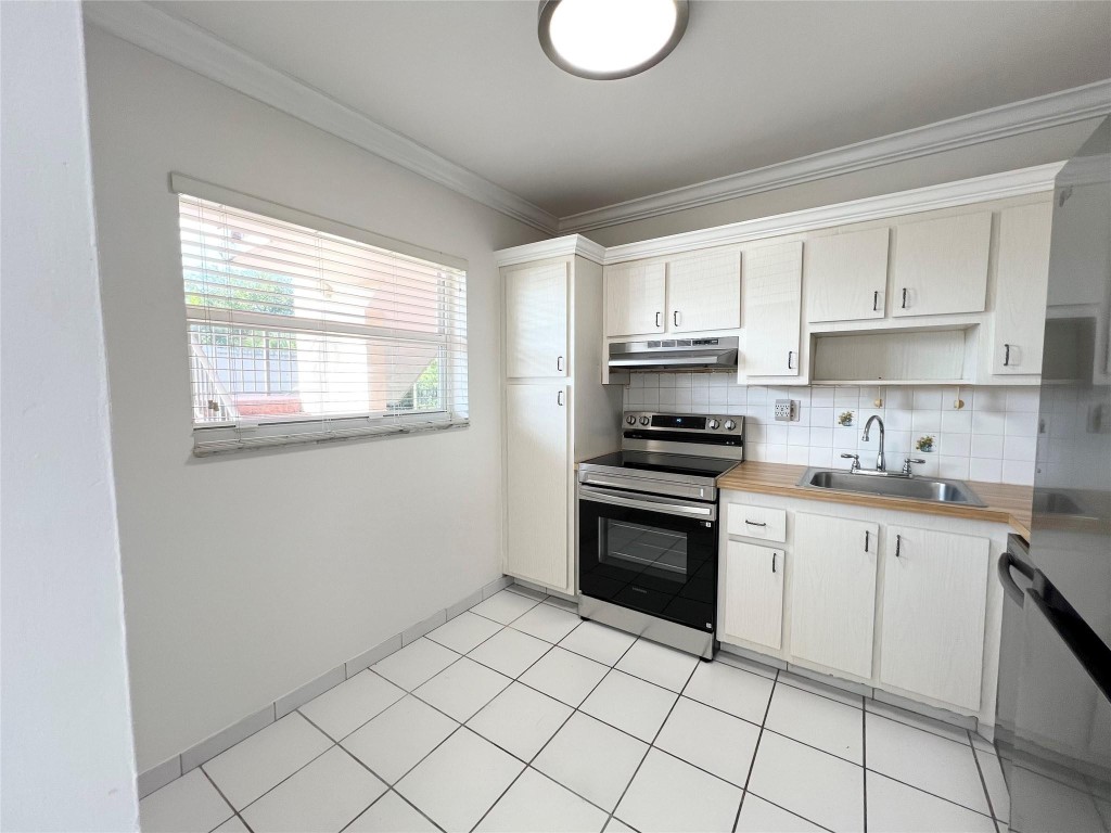 Water Bridge - Residential Lease