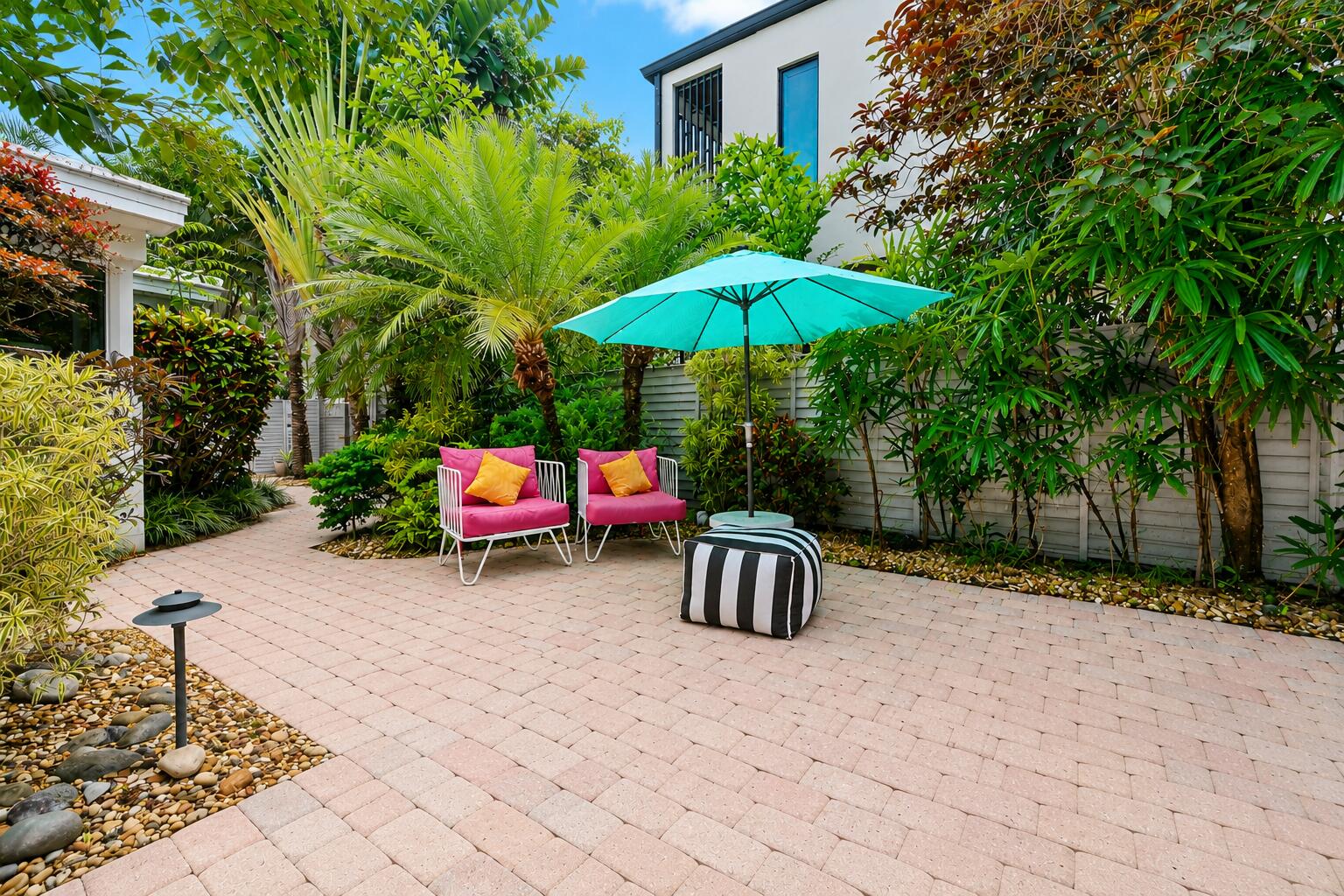 1523 SE 2nd Court, Fort Lauderdale, FL, 33301/$1,599,900 4 1523 SE 2nd Court