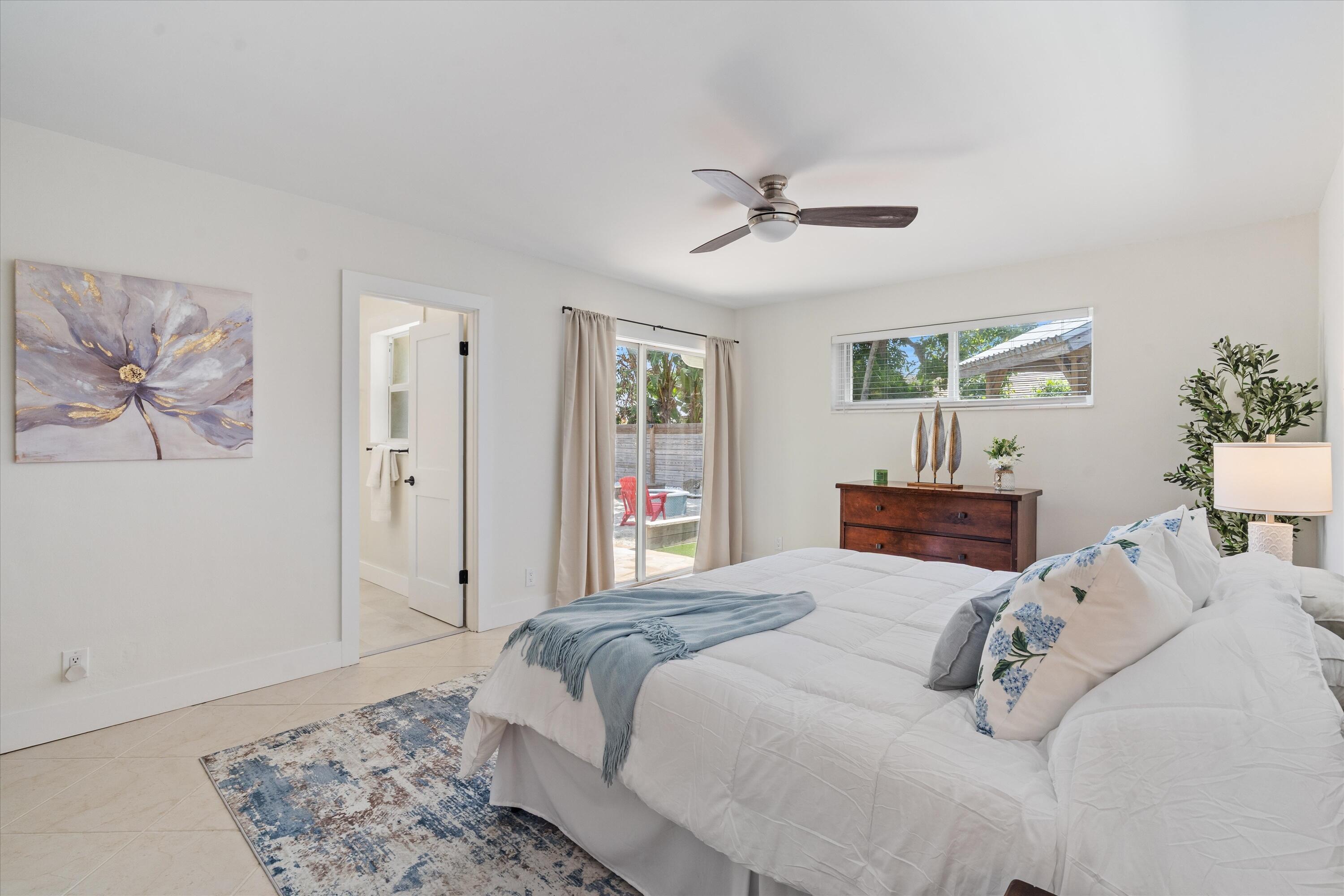 LAKE FLORESTA PARK - Residential