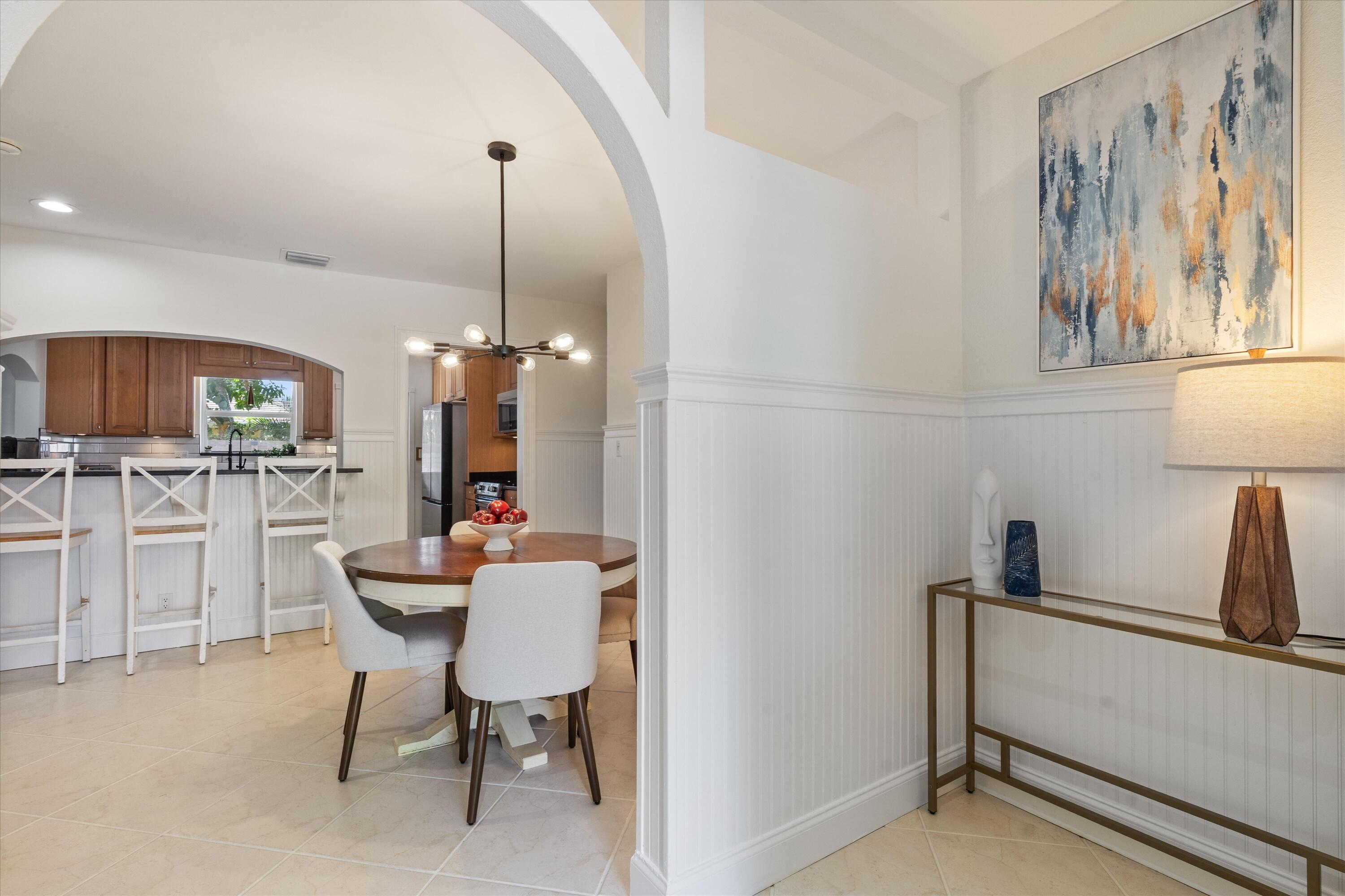 LAKE FLORESTA PARK - Residential