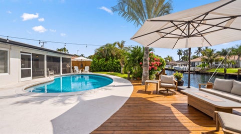 Tiny photo for 160 SE 9TH Street, Pompano Beach, FL 33060 (MLS # B26087186)