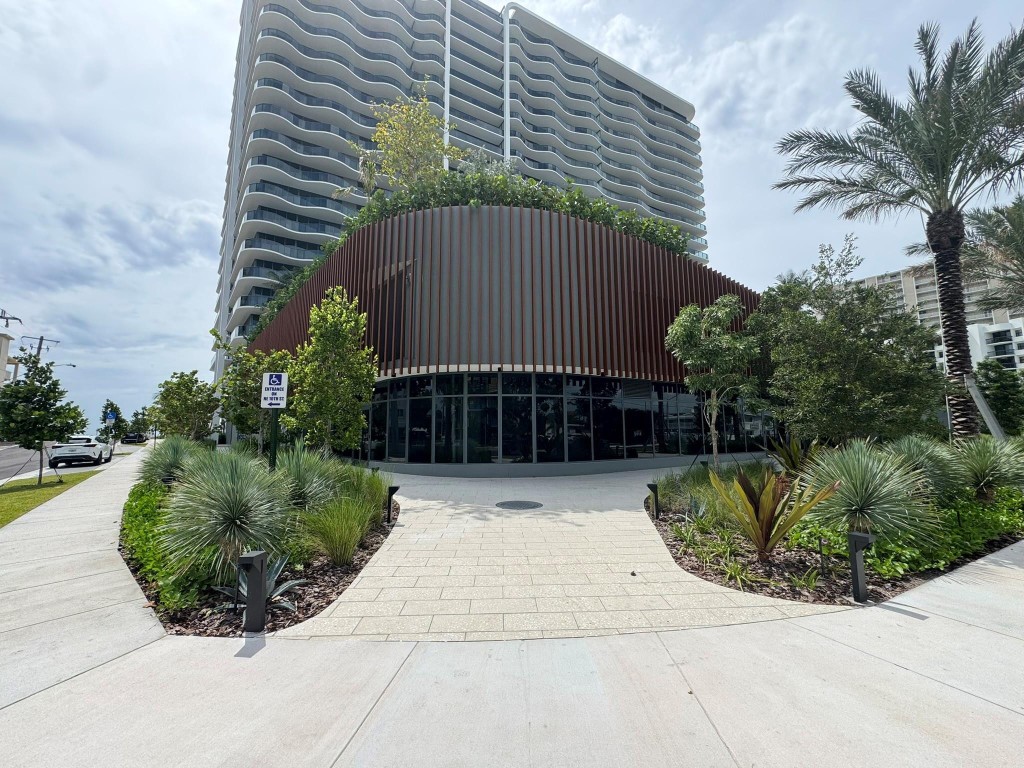 900 N Ocean Boulevard CU