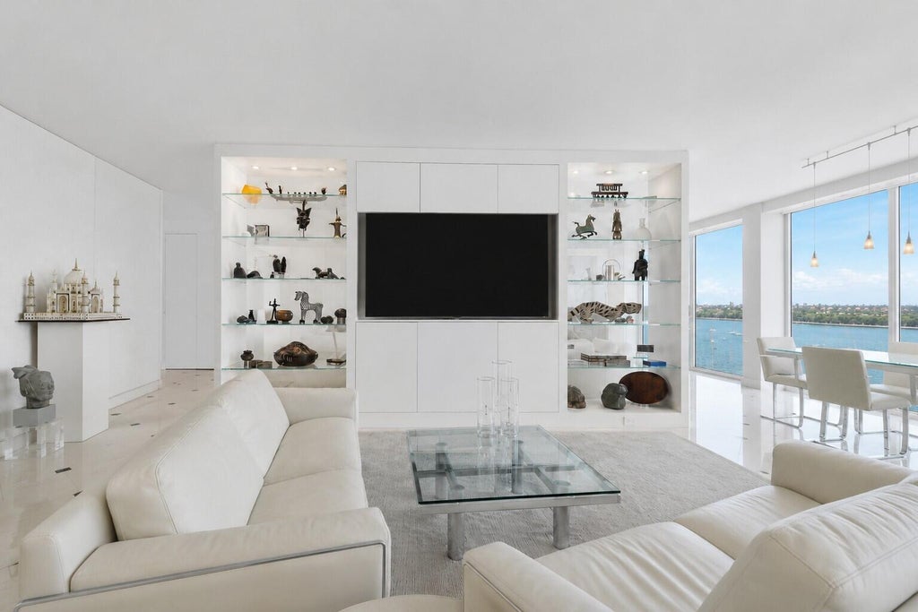 Photo of 529 S Flagler Drive #24E, West Palm Beach, FL 33401 (MLS # B26058737)