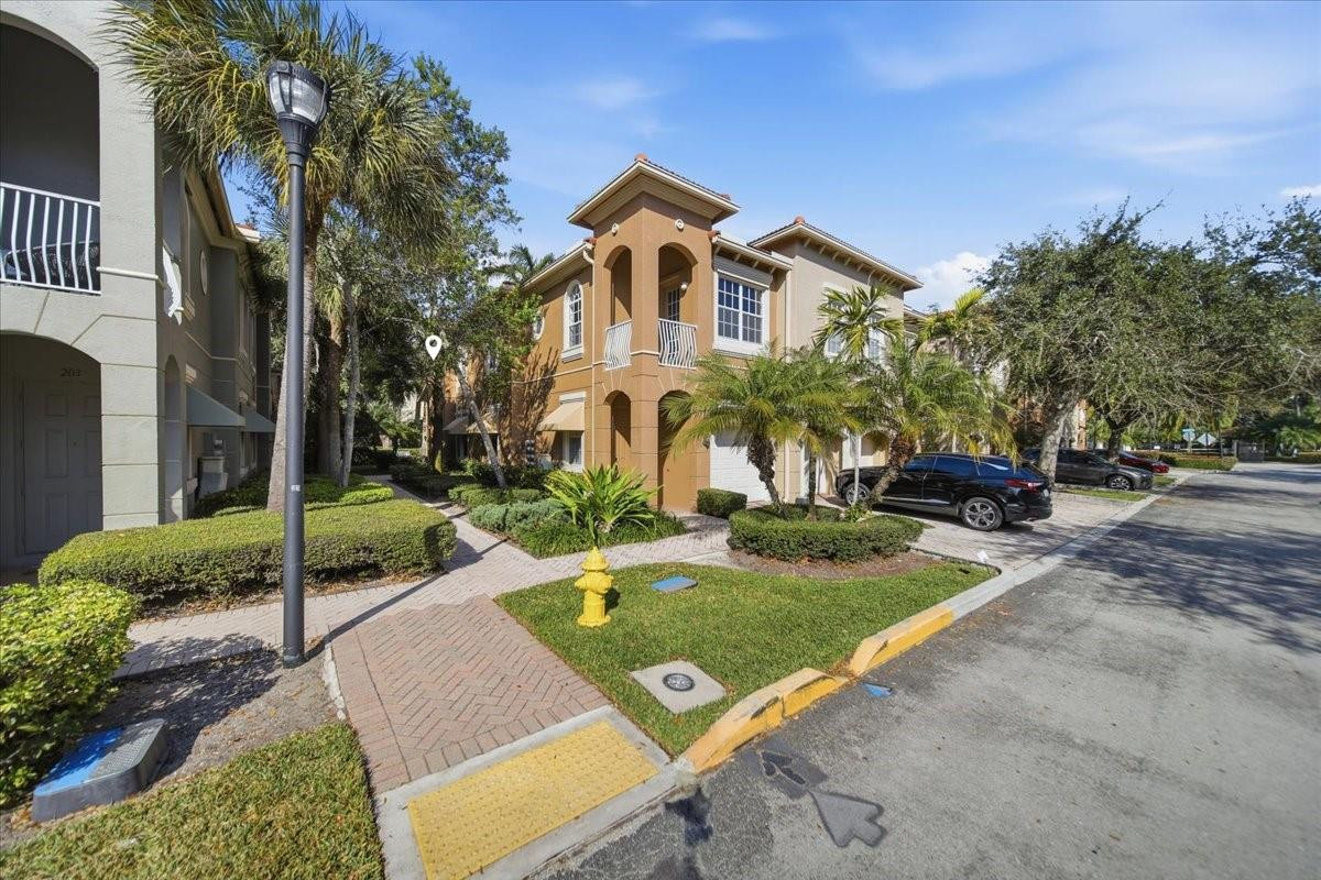 4851 Bonsai Circle 215