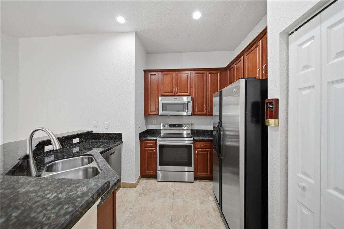 Legends at the Gardens - Residential