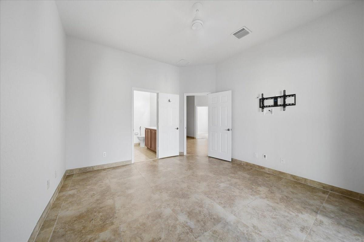 Legends at the Gardens - Residential