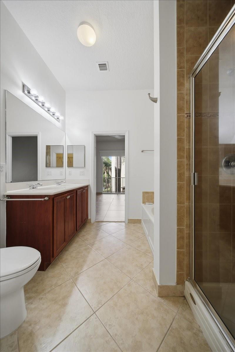 Legends at the Gardens - Residential