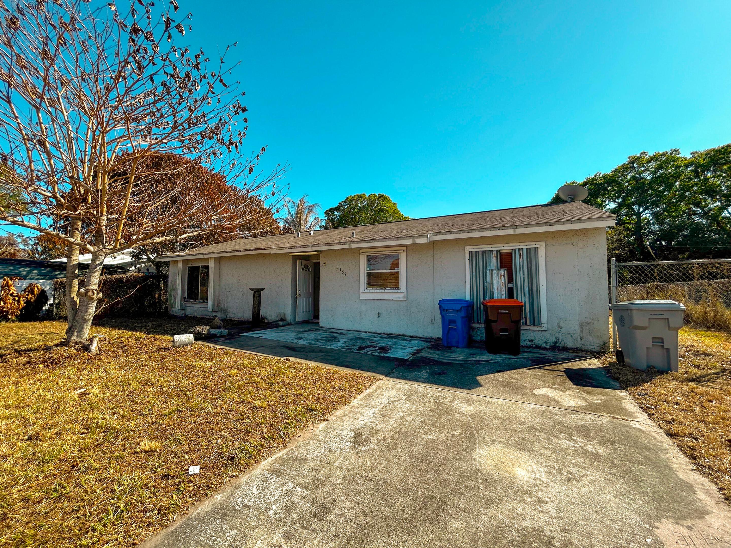 VERO BEACH HIGHLANDS UNIT 4 - Residential