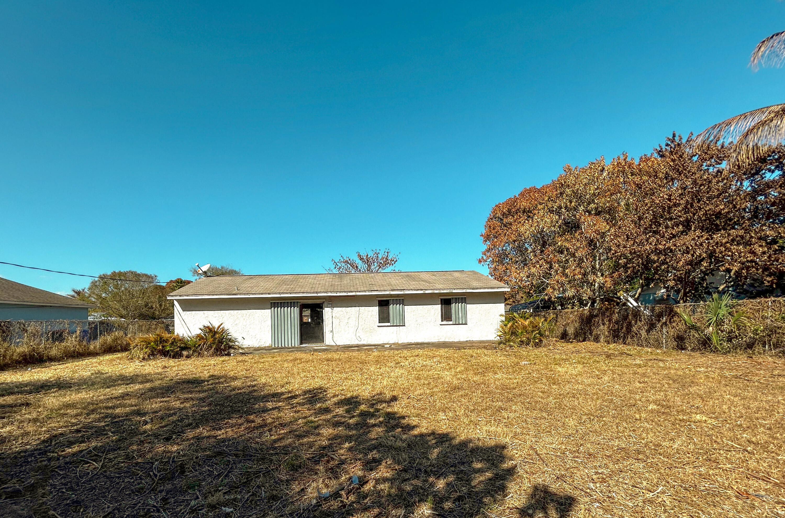 VERO BEACH HIGHLANDS UNIT 4 - Residential