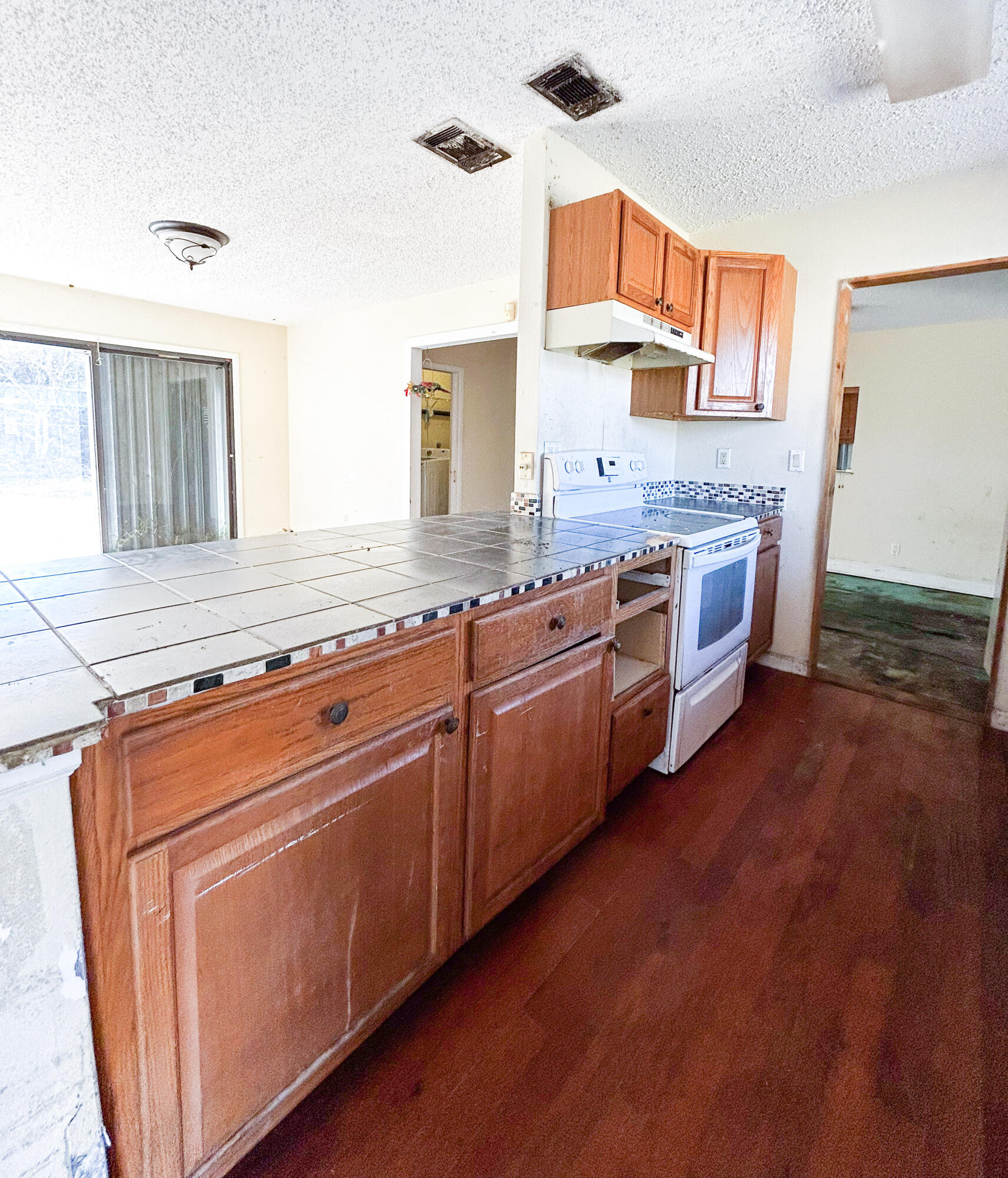 VERO BEACH HIGHLANDS UNIT 4 - Residential