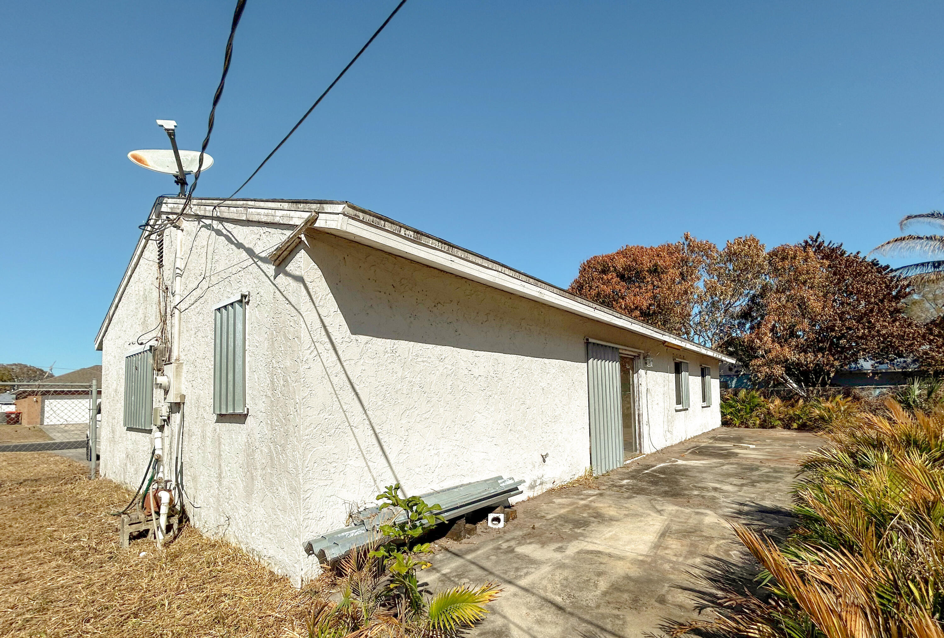 VERO BEACH HIGHLANDS UNIT 4 - Residential
