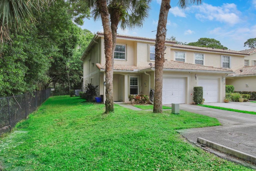 Photo of 140 Wooden Mill Terrace, Jupiter, FL 33458 (MLS # R10973270)