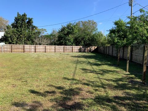 A home in Port St Lucie