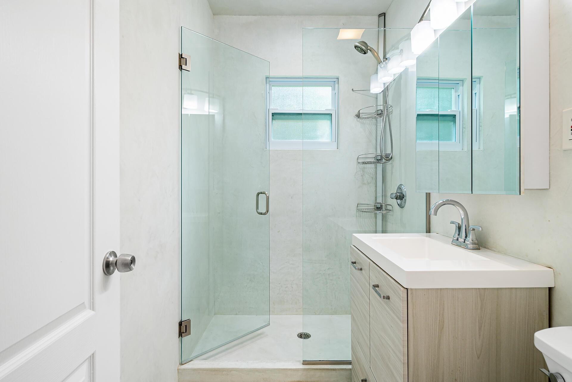 FLAMINGO PARK - Residential Income