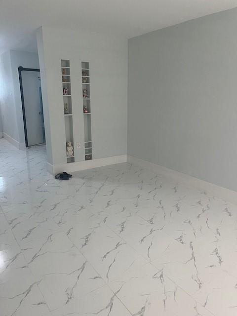 636 Meridian Ave 4