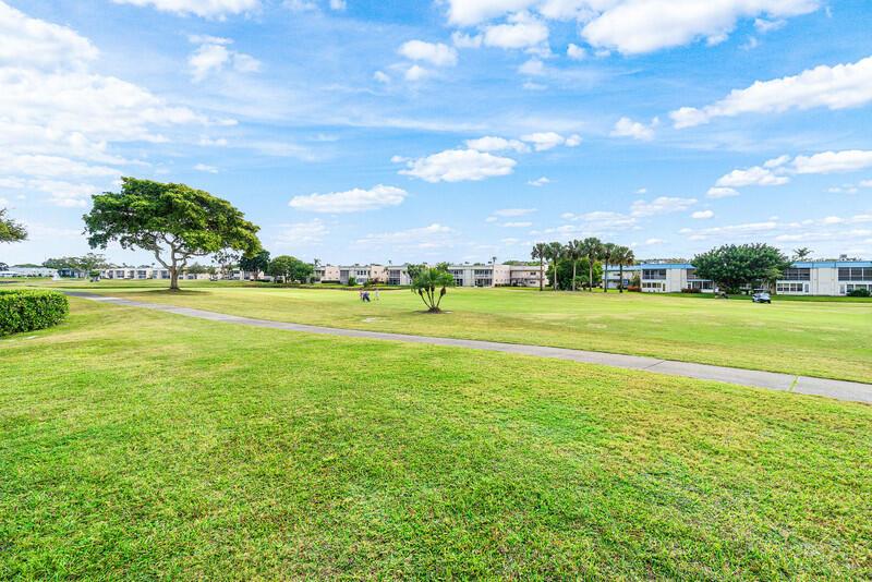 KINGS POINT CAPRI CONDOS - Residential