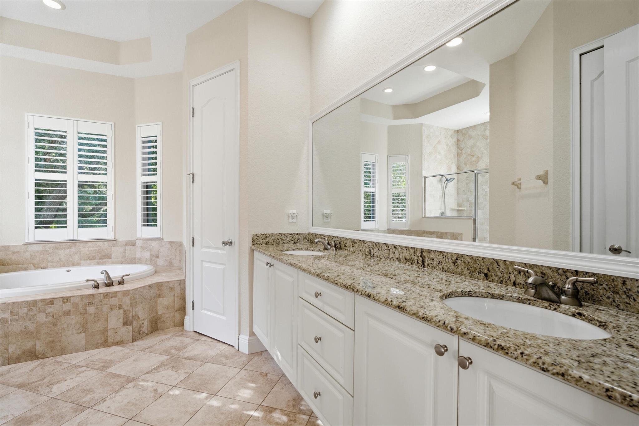 MEADOWOOD UNIT 5 - Residential