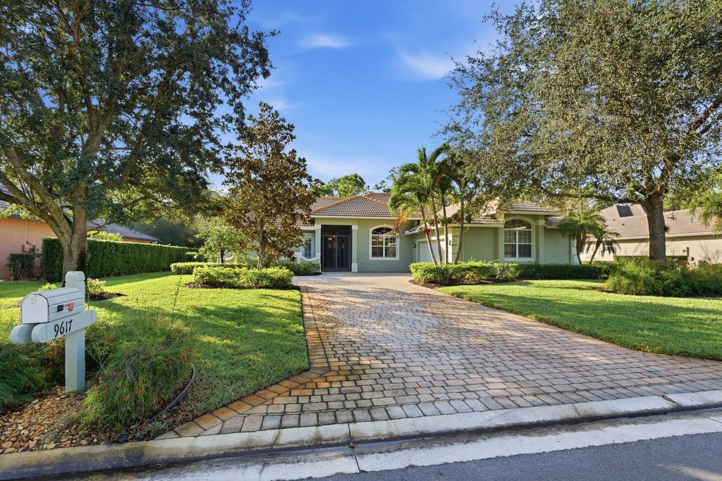 Photo of 9617 Knollwood Lane, Fort Pierce, FL 34951 (MLS # R11145463)