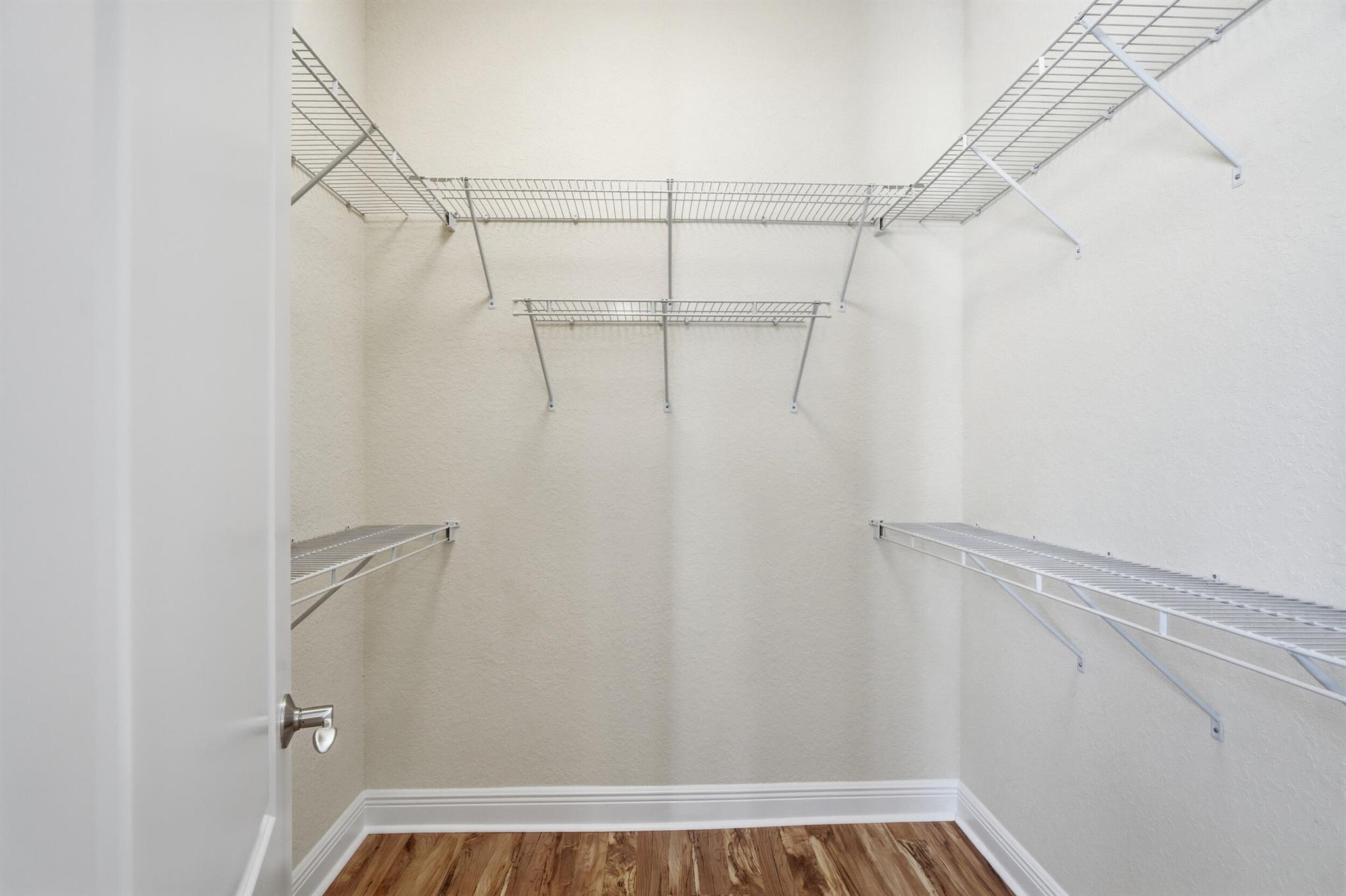 MEADOWOOD UNIT 5 - Residential