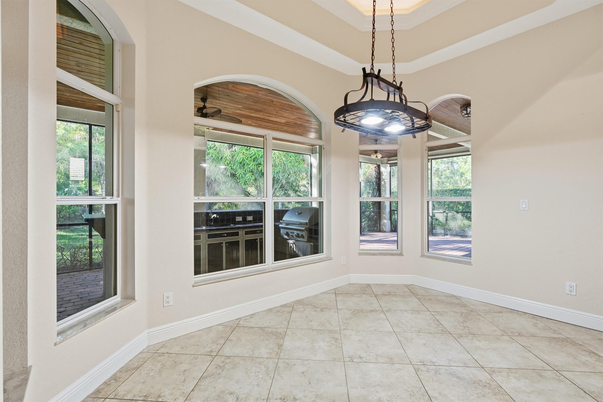 MEADOWOOD UNIT 5 - Residential