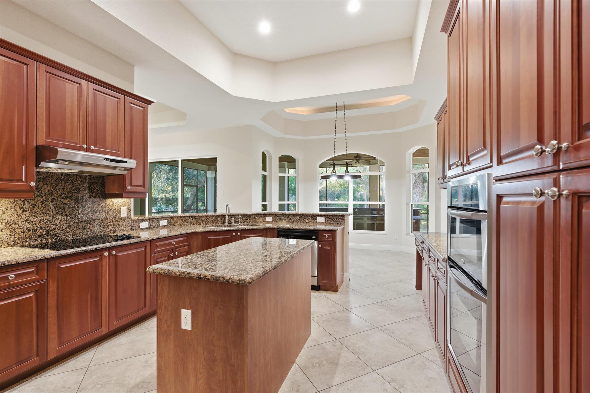 MEADOWOOD UNIT 5 - Residential