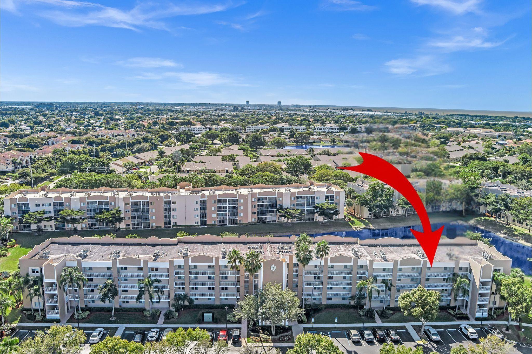 As soon as you step into this unique home, you feel the warmth & welcoming invitation! One of a kind! Rare find!! Gorgeous WATER VIEW *Spectacular* 2-bed, 2-bath condo with stunning WATER VIEW is in the desirable Weldon community. This unique home features an attractive, open-plan kitchen with white cabinets overlooking the living/dining areas & screened balcony. Top-of-the-line stainless steel appliances. Beautiful tile flooring throughout the entire home. The master suite offers walk-in closets. An ample layout & an excellent split floorplan. Light & bright. Large sliding doors stack away to enhance your private & relaxing balcony. Enjoy your acrylic sliding. Incredible amenities of Kings Point, including arts center, craft room, theater, gym,billiard room,pool, Free transportation&more