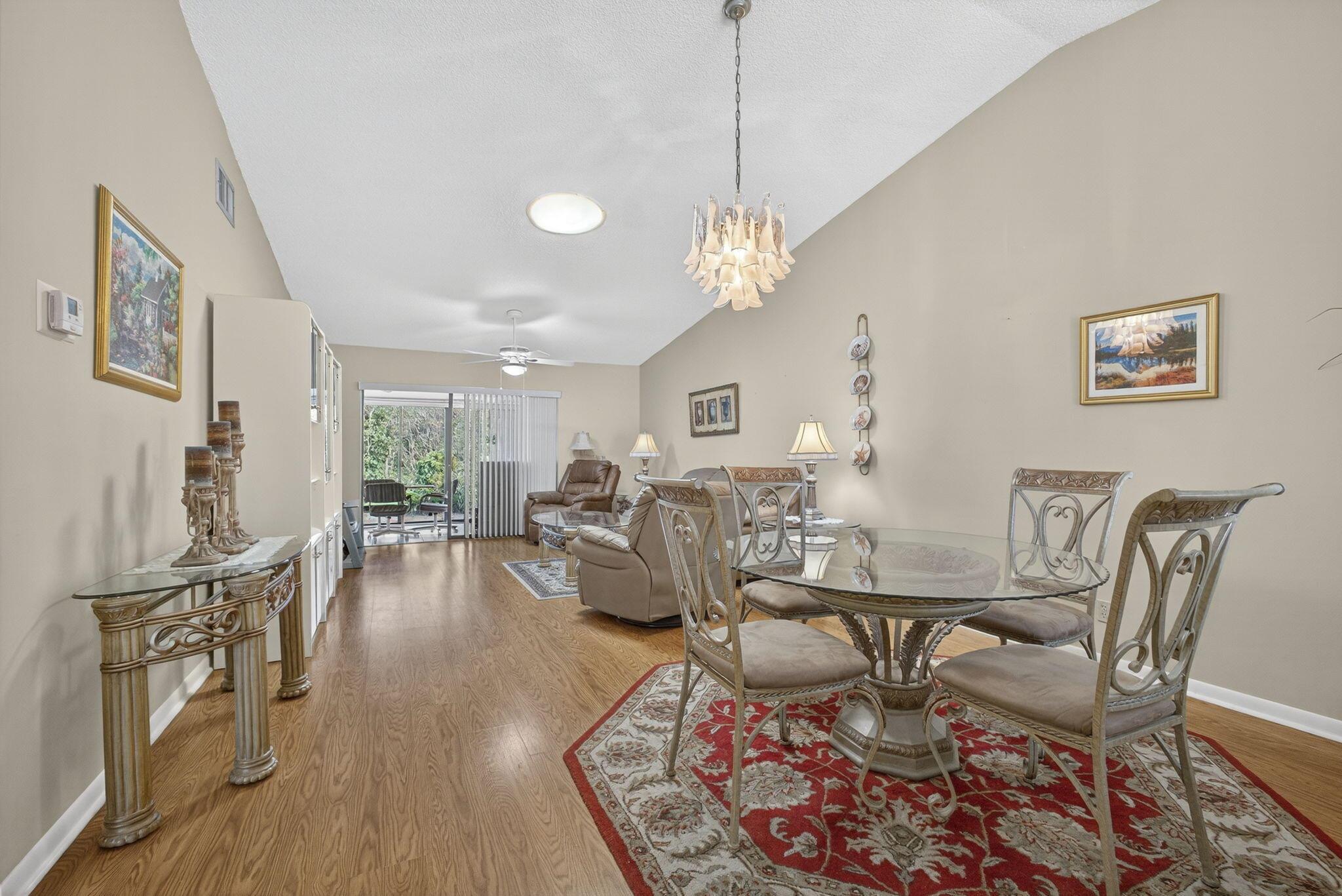 ARBOURS OF THE PALM BEACH - Residential