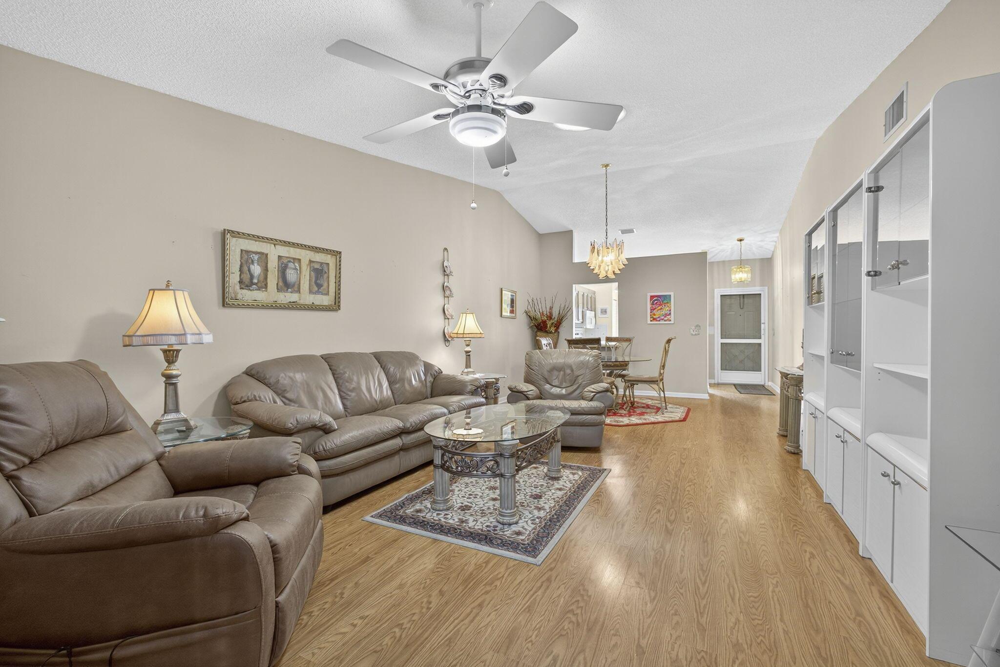 ARBOURS OF THE PALM BEACH - Residential