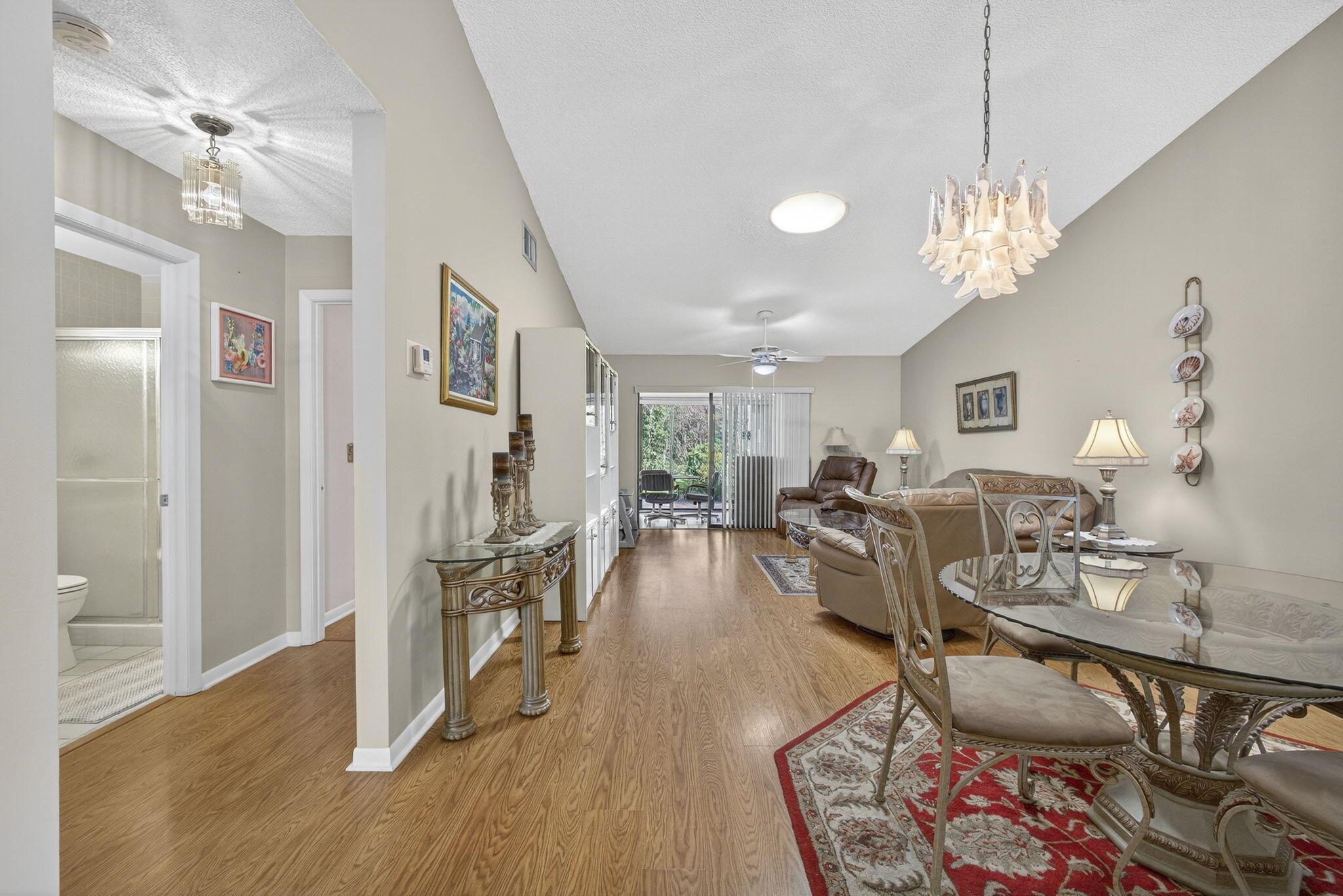 ARBOURS OF THE PALM BEACH - Residential