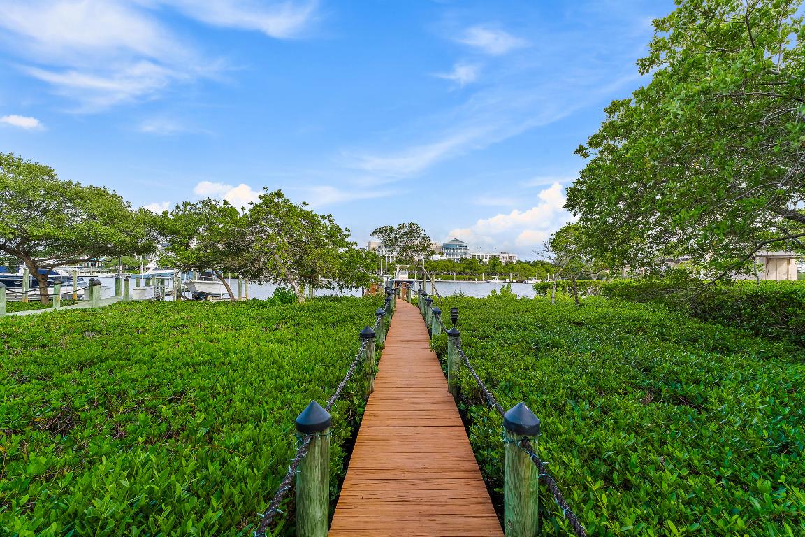 WATERS EDGE EST - Residential Lease