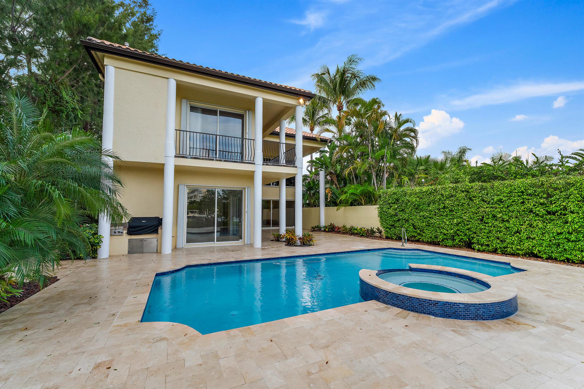 WATERS EDGE EST - Residential Lease