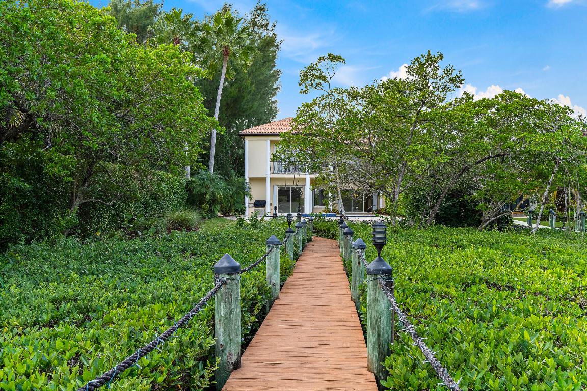 WATERS EDGE EST - Residential Lease