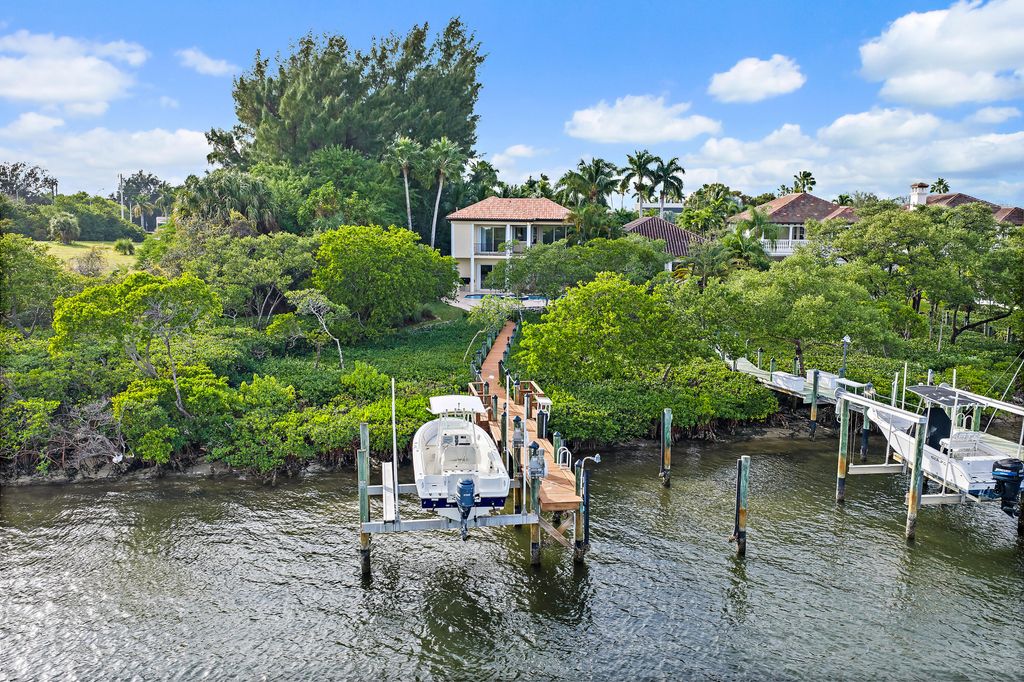 Photo of 111 Fishermans Way, Jupiter, FL 33477 (MLS # R11149318)