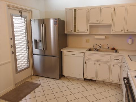 Photo of 6731 Cypress Road #309, Plantation, FL 33317 (MLS # F10539212)