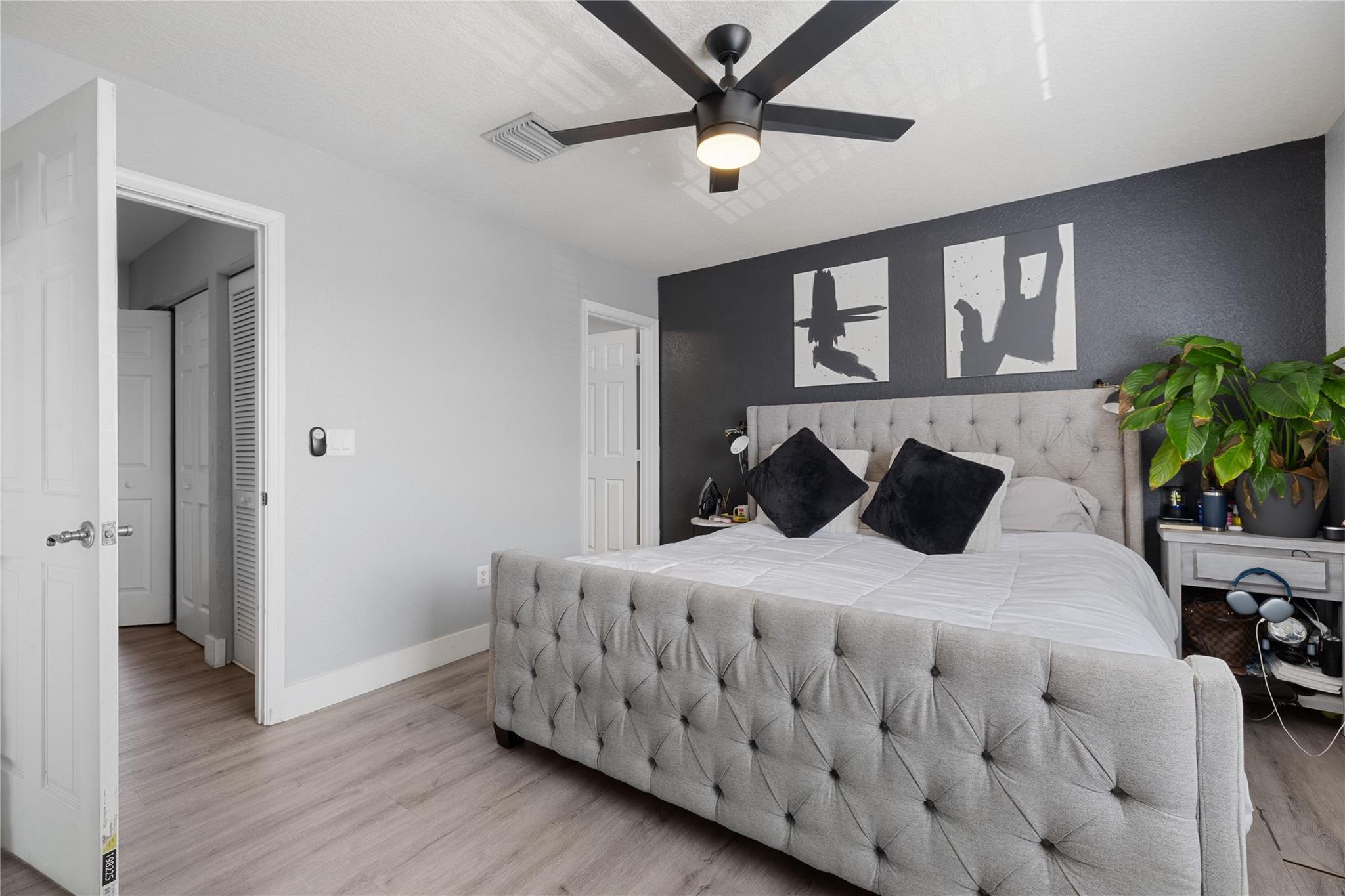 Lyons Indust Park 71-1 B - Residential Lease