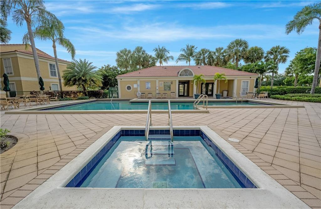 SAVANNAH AT RIVERSIDE CON - Residential Lease