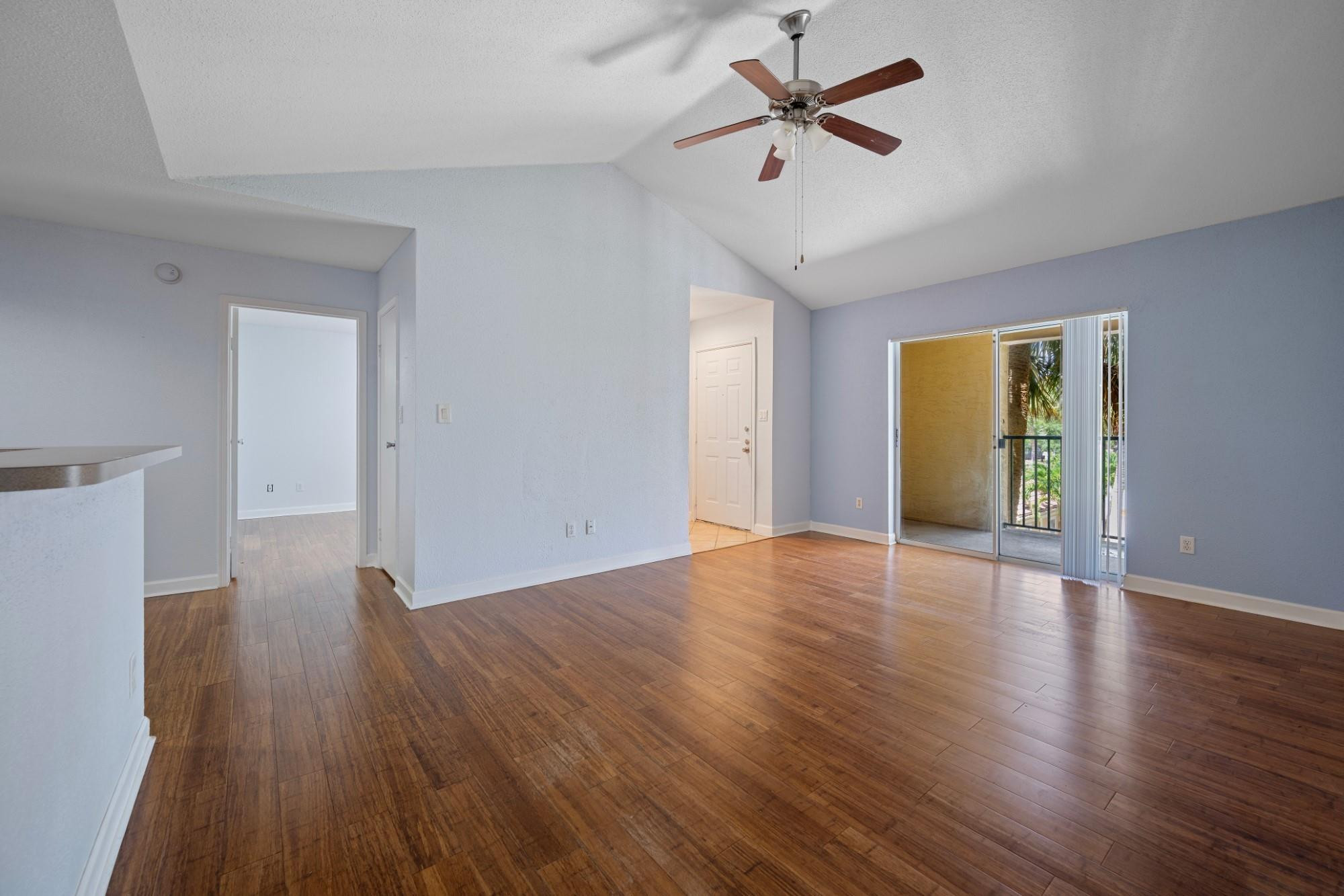 SAVANNAH AT RIVERSIDE CON - Residential Lease