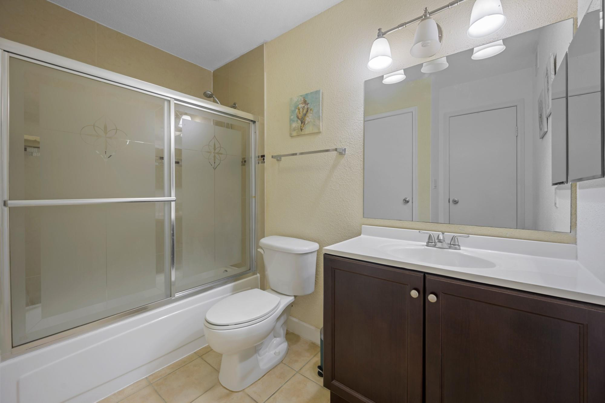 SAVANNAH AT RIVERSIDE CON - Residential Lease