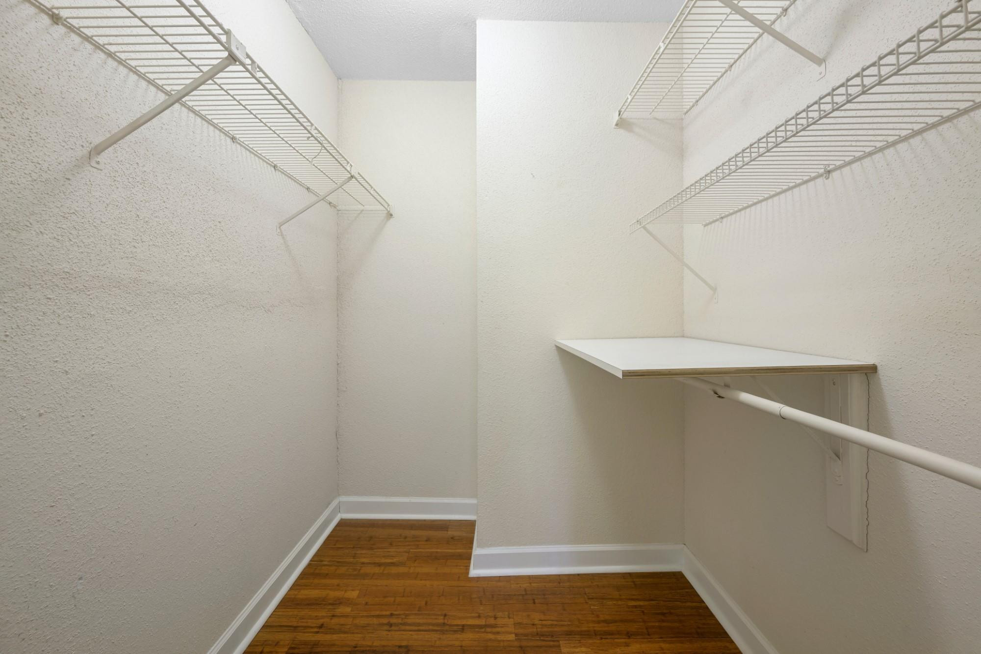 SAVANNAH AT RIVERSIDE CON - Residential Lease