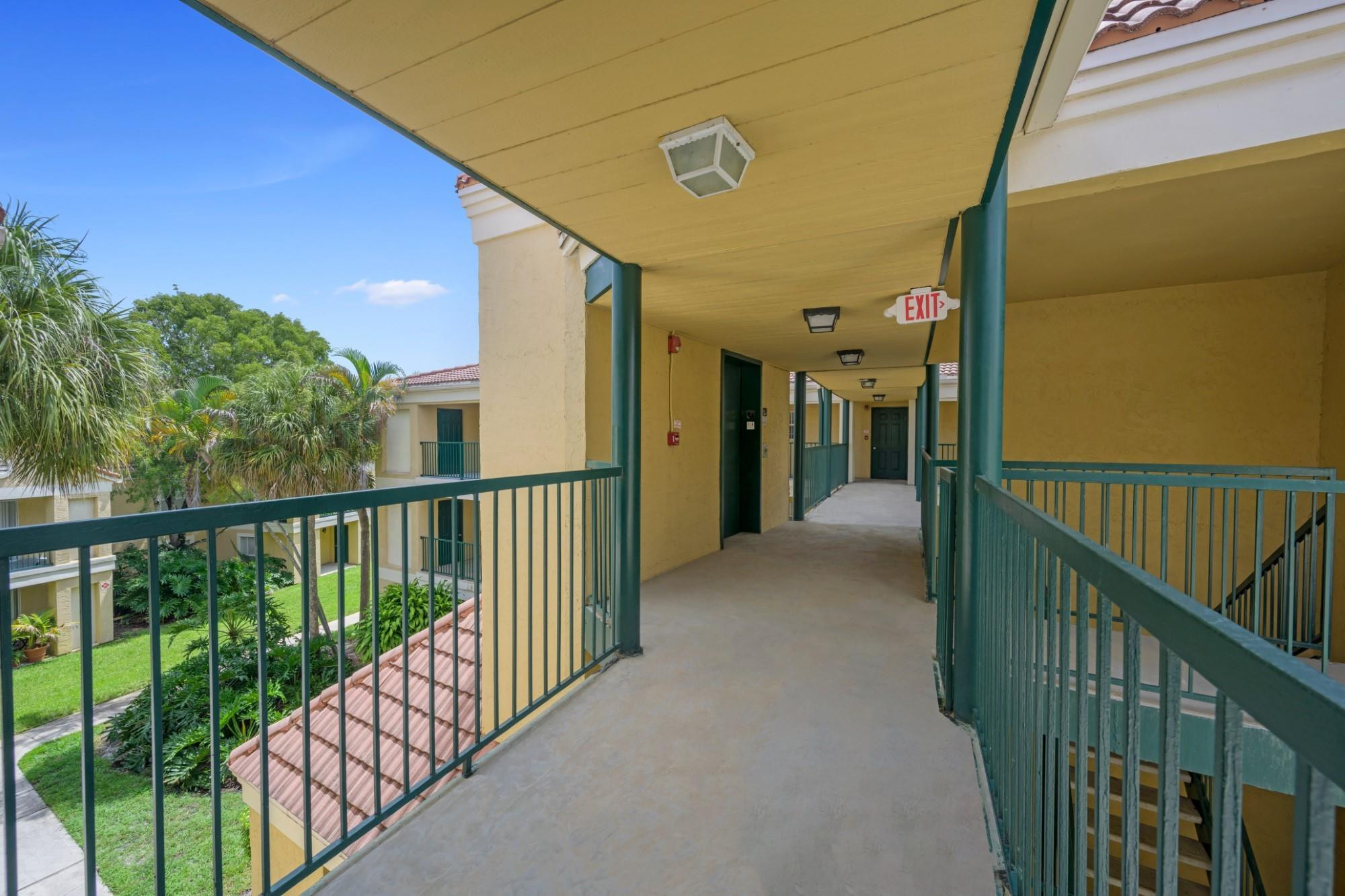 SAVANNAH AT RIVERSIDE CON - Residential Lease