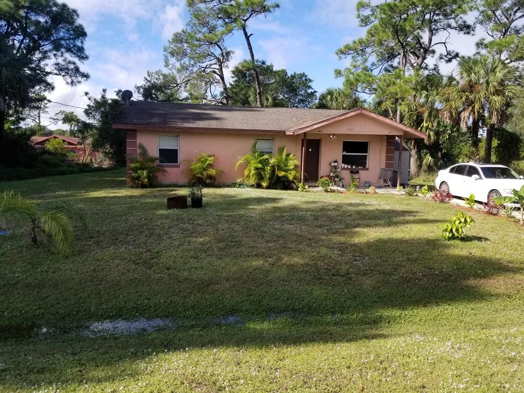 Photo of 2009 N 49th Street, Fort Pierce, FL 34947 (MLS # R10760628)
