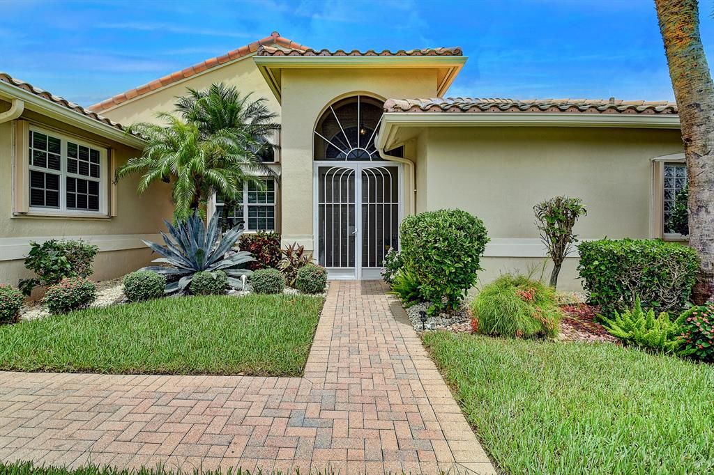 Photo of 6801 Treves Way, Boynton Beach, FL 33437 (MLS # R10741160)