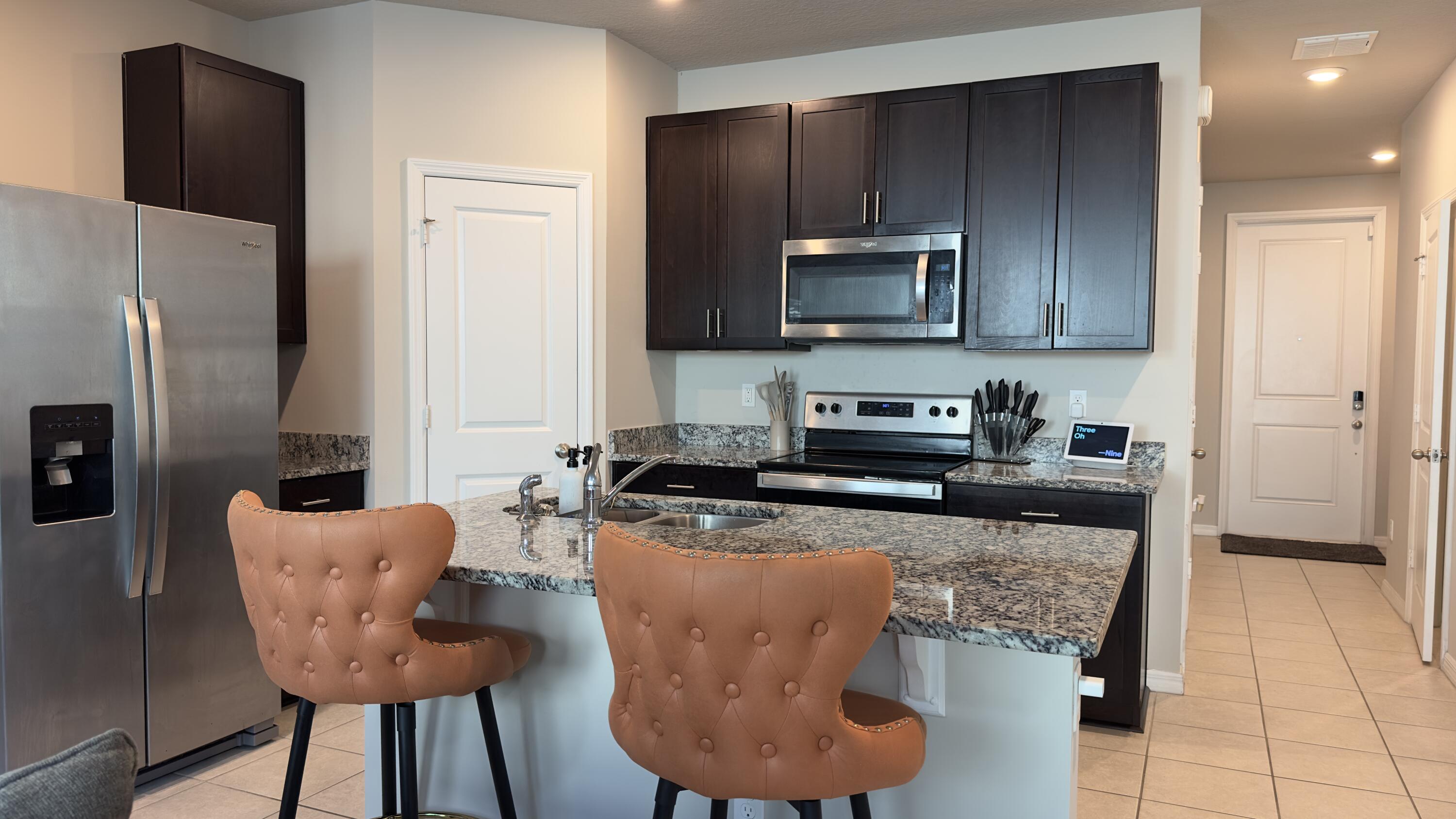 FONTANA TOWNHOMES - Residential Lease